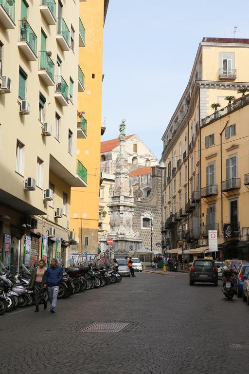 Casa Nel Cuore Di Napoli Apartment ภายนอก รูปภาพ