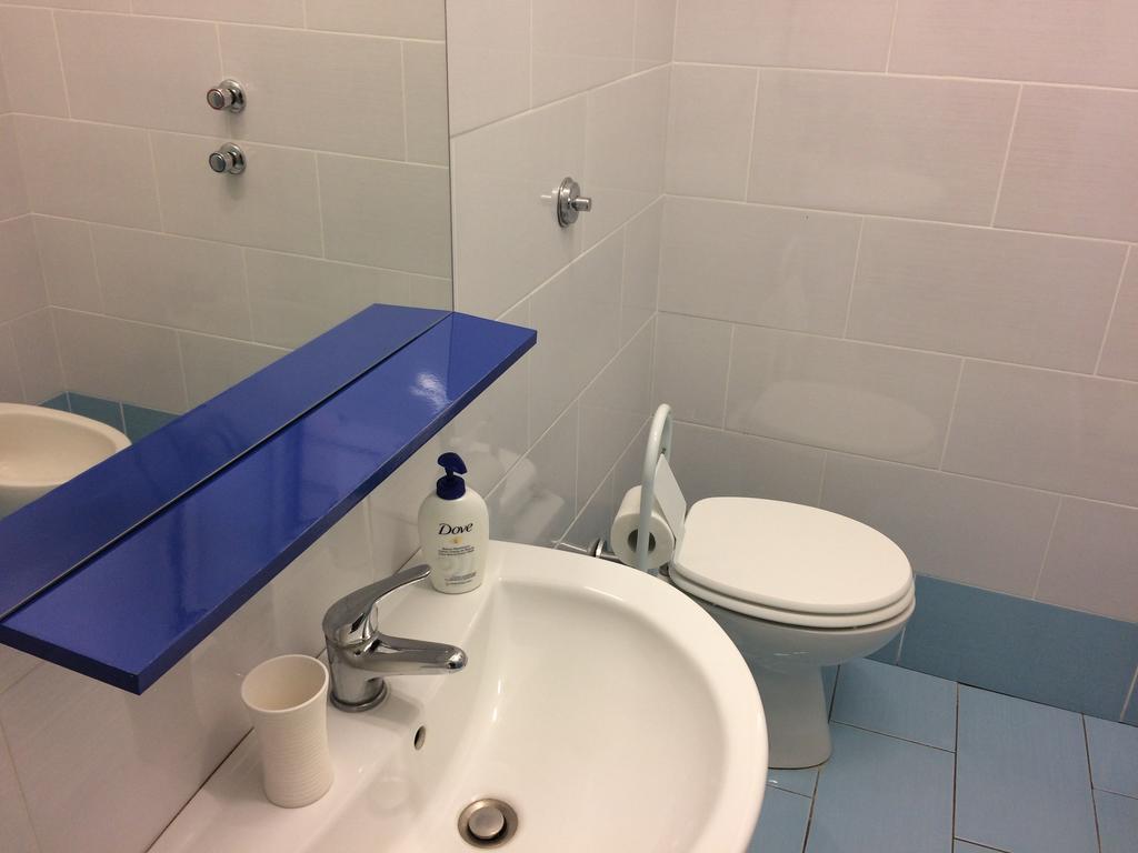 Casa Nel Cuore Di Napoli Apartment ภายนอก รูปภาพ